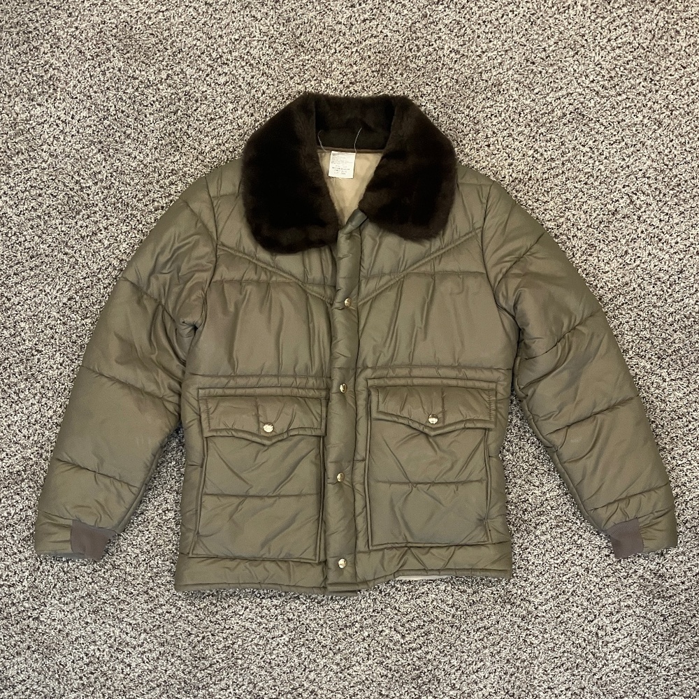 Vintage Walls Blizzard Proof Insulated Puffer Jacket. Sz M 38-40 Excellent Cond